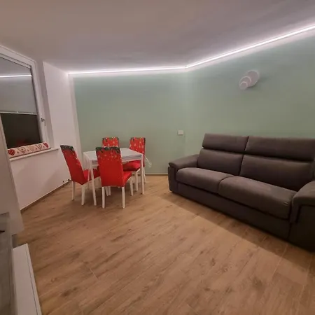 Cervinia - Ristrutturato Vicino Alle Piste Da Sci, Fino A 6 Posti Letto Апартаменты